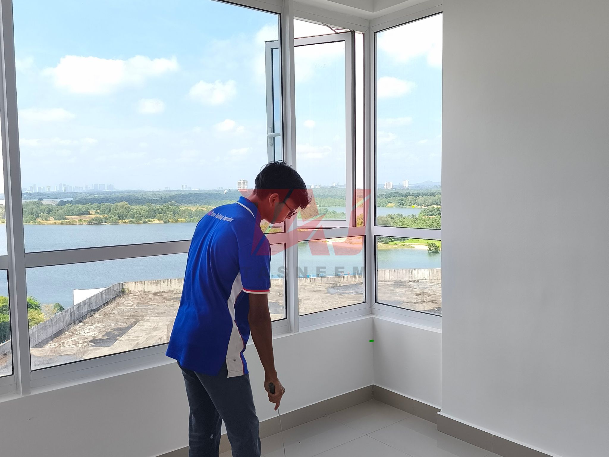 Floor defect